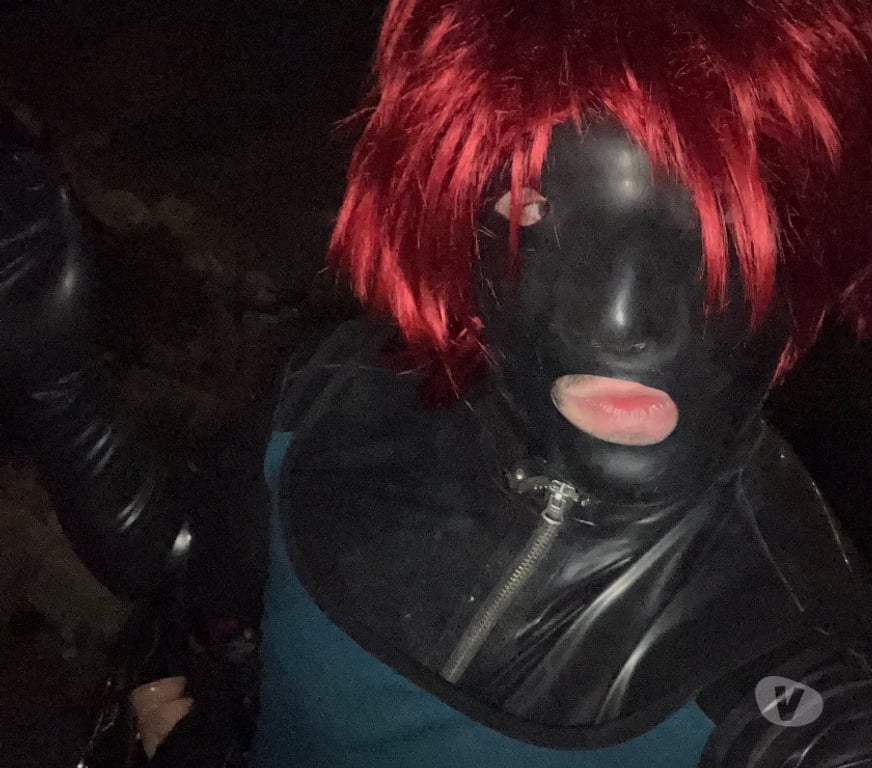 Gay Huy - Photos Vivastreet Latex blowjob cross dresser