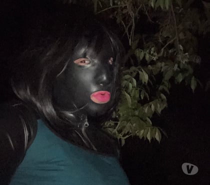 Rencontre gay - Photos Vivastreet Latex blowjob cross dresser