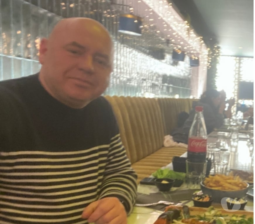 Hommes > Femmes Jumet Gosselies - Photos Vivastreet Soleilsoleil44@