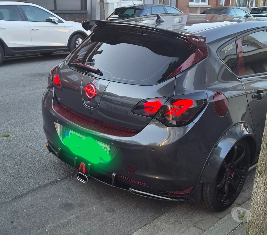 Voiture à vendre La Louvière - Photos Vivastreet Opel astra diesel 17 cdti