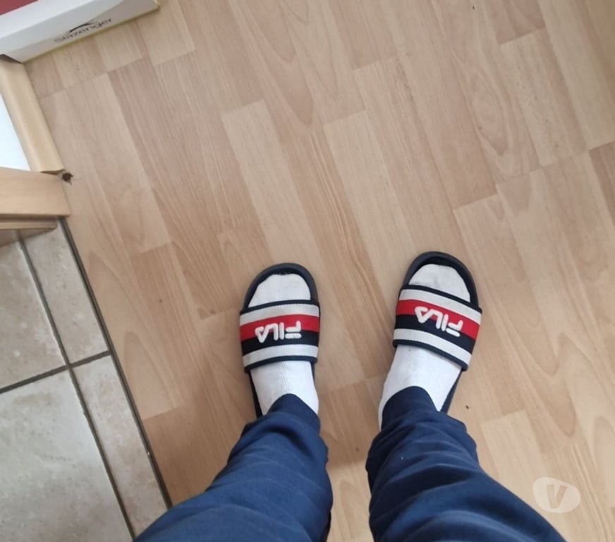 Gay Aubange Athus - Photos Vivastreet Un jeune qui sent des pieds et de la bite?