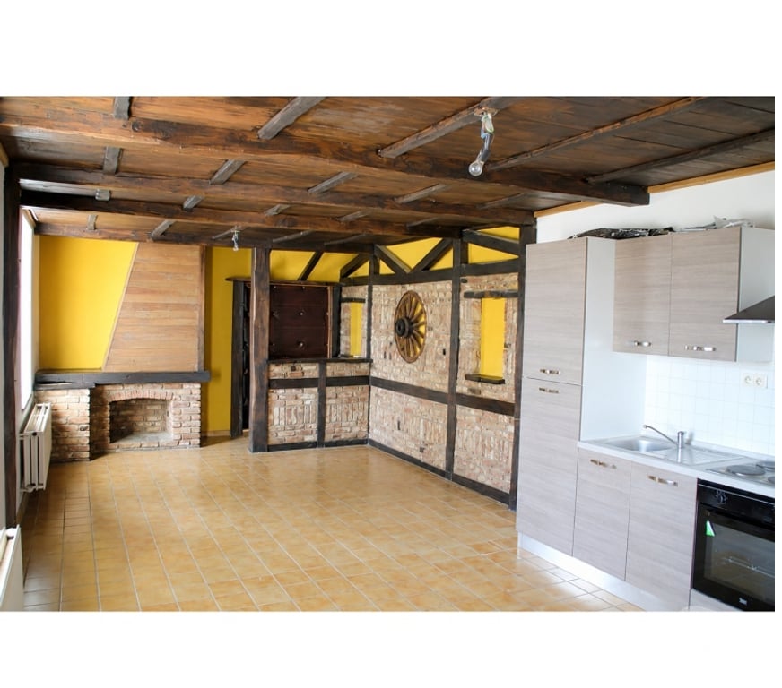 Annonce maison Paliseul Paliseul-Centrum - Photos Vivastreet Offagne : maison en pierres, 2-3ch, jardinet.