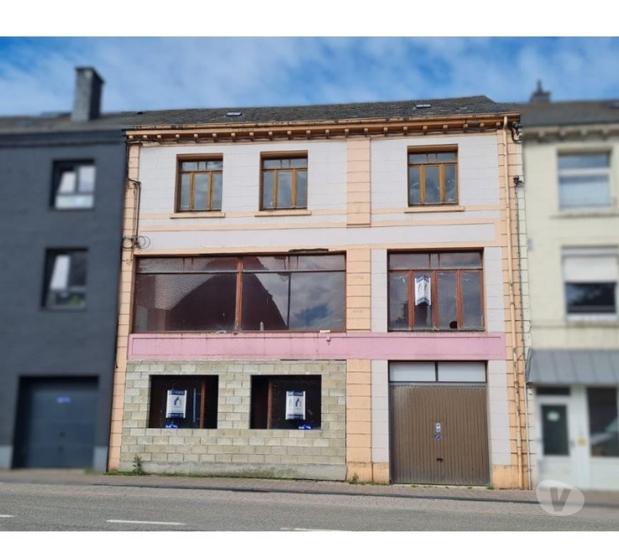 Immeuble à vendre Bertrix - Photos Vivastreet Bertrix centre : immeuble avec permis de transformation.