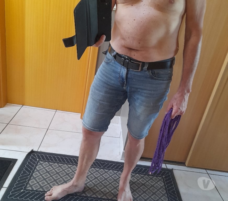 Gay Sambreville - Photos Vivastreet J'aime lié,attaché,soumettre