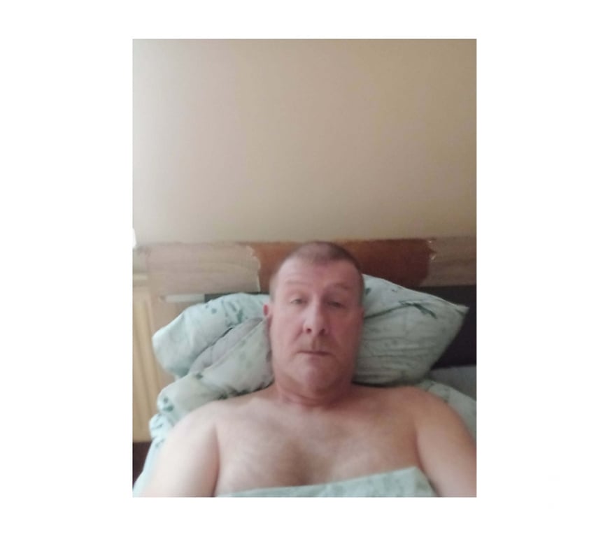 Gay Seneffe Arquennes - Photos Vivastreet mec passif reçois mec actif bisexuelle ou gay