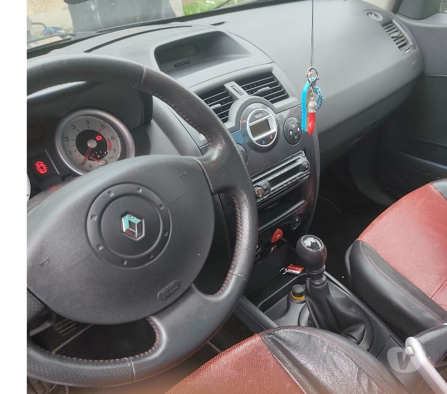 Voiture à vendre La Louvière - Photos Vivastreet Mégane cabriolet