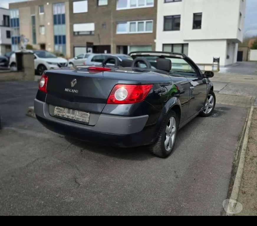 Voiture à vendre La Louvière - Photos Vivastreet Mégane cabriolet