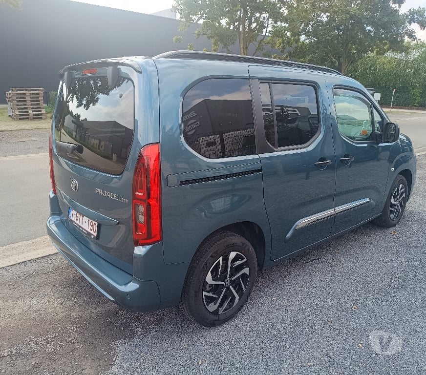 Voiture à vendre Bocholt - Photos Vivastreet Toyota proace city verso familly