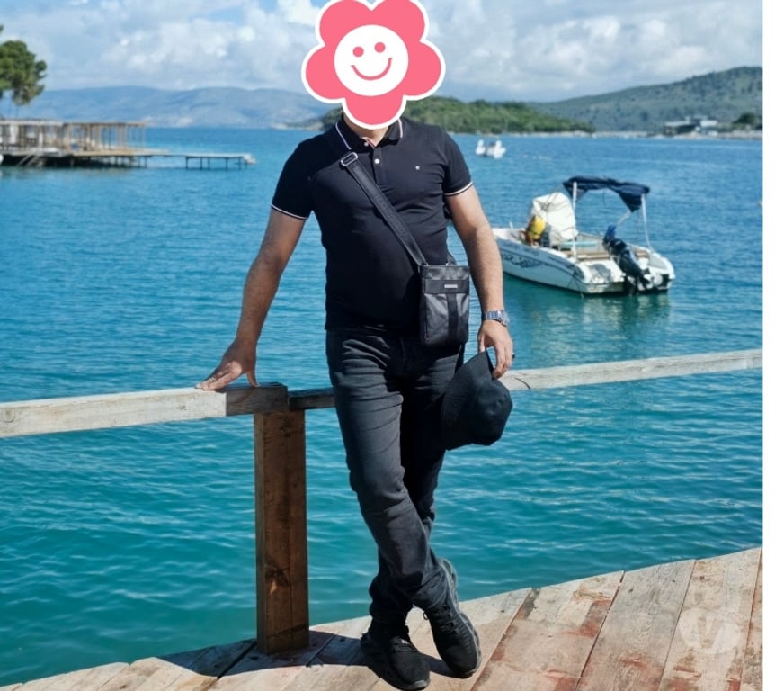 exhib Tournai Tournai-Centrum - Photos Vivastreet homme pour femmes et couples😘