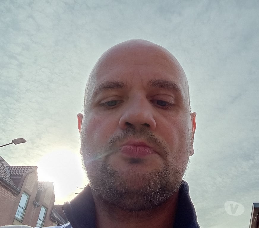Hommes > Femmes La Louvière - Photos Vivastreet Bonjour david je recherche une relation sérieuse