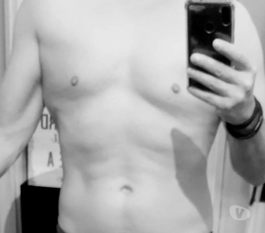 exhib Anderlecht - Photos Vivastreet Beau gosse bien monté pour femme