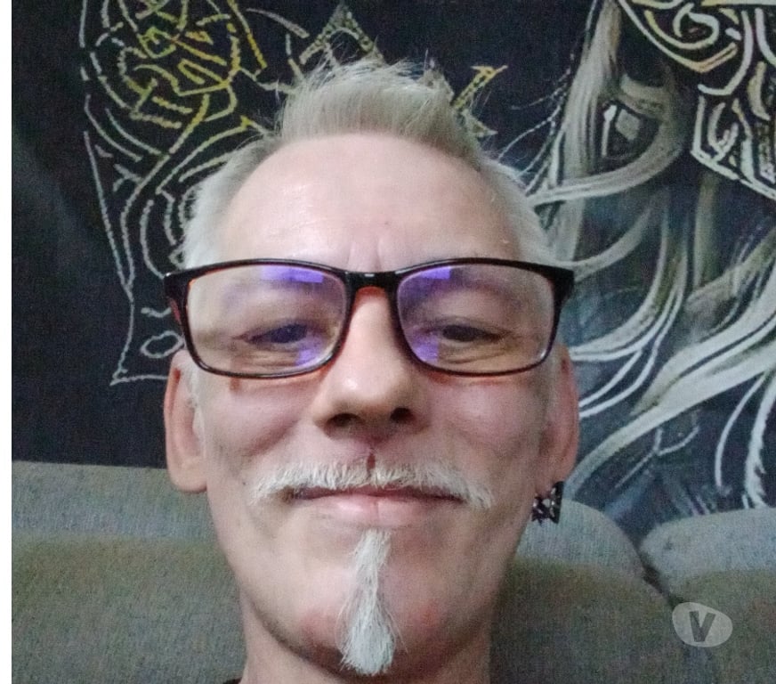 Gay Laeken - Photos Vivastreet Bi passif cherche actif .