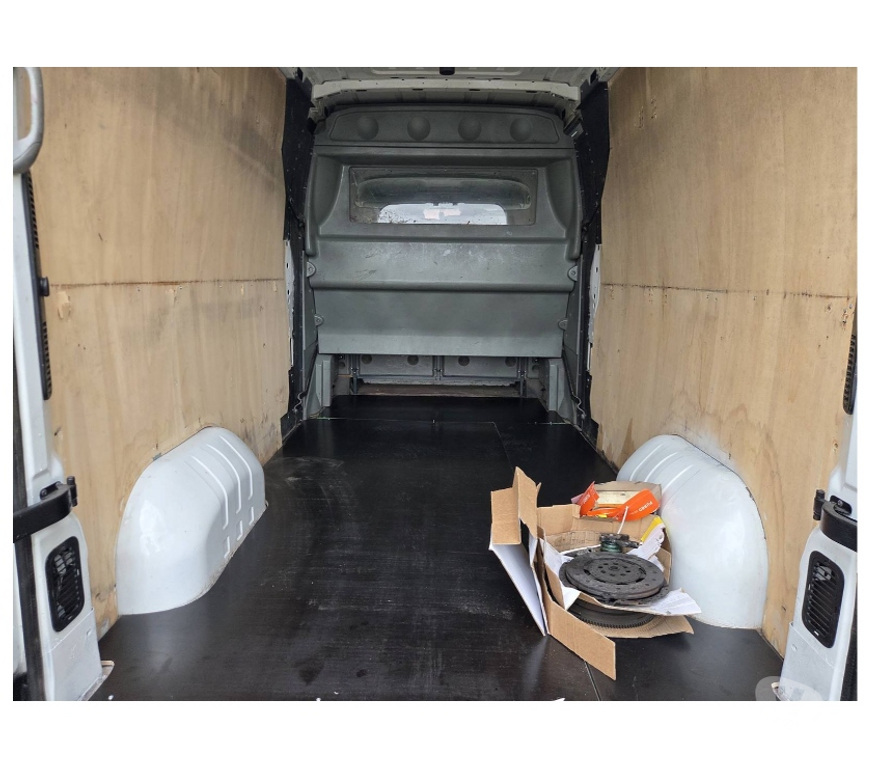 Véhicules commerciaux & utilitaires d'occasion Pont-de-Loup - Photos Vivastreet Renault Master L3h2 Double Cabine 7places 2.3dci 145cv Airco