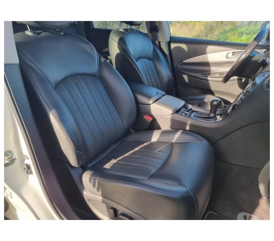 Voiture à vendre Pont-de-Loup - Photos Vivastreet INFINITI QX50 3.0D v6 239cv 84000km Cuir Gps Ac Jantes alu..