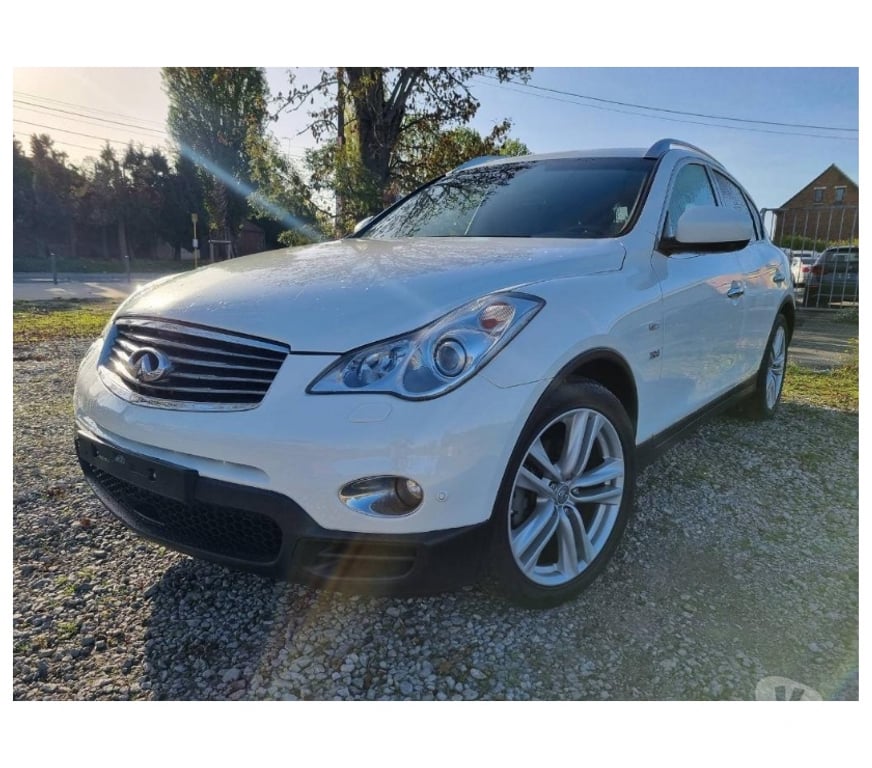 Voiture à vendre Pont-de-Loup - Photos Vivastreet INFINITI QX50 3.0D v6 239cv 84000km Cuir Gps Ac Jantes alu..