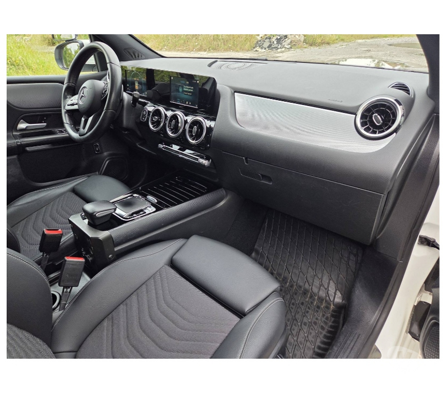 Voiture à vendre Pont-de-Loup - Photos Vivastreet Mercedes B200 2021 2.0CDI 150CV BOITE AUTO CUIR AC CRUISE...