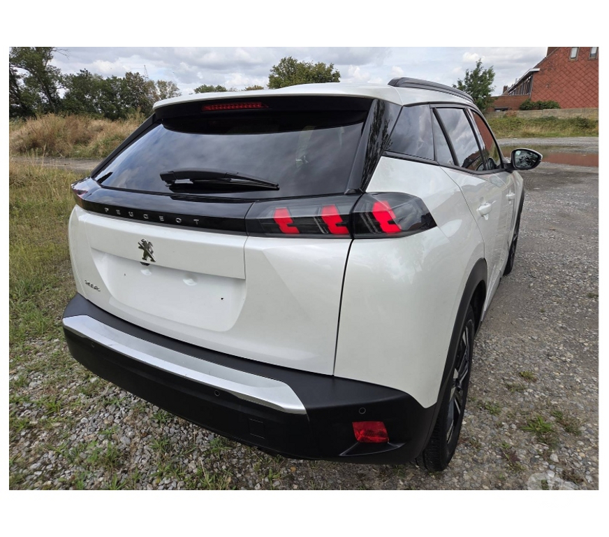 Voiture à vendre Pont-de-Loup - Photos Vivastreet Peugeot 2008 1.5hdi 105cv Cuir Carplay Gps Ac Cruise Jantes.