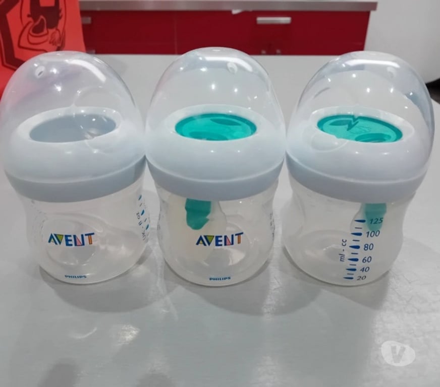 Equipements bébés Tournai Tournai-Centrum - Photos Vivastreet Lot de 3 biberons 125 ml Philips Avent