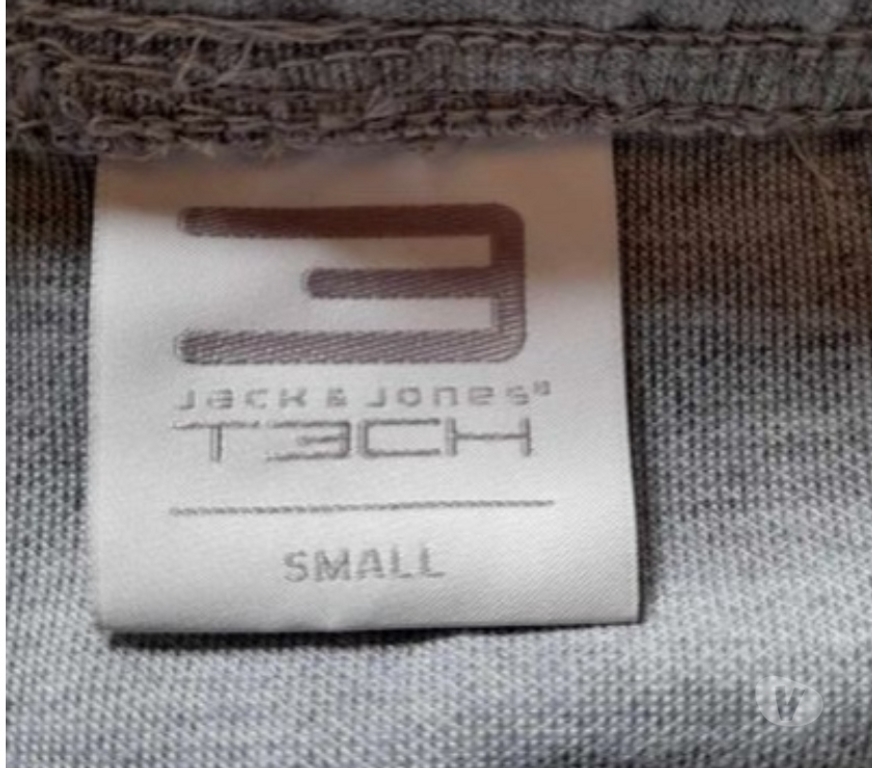 Vêtements occasion Tournai Tournai-Centrum - Photos Vivastreet Survêtement habillé Jack Jones