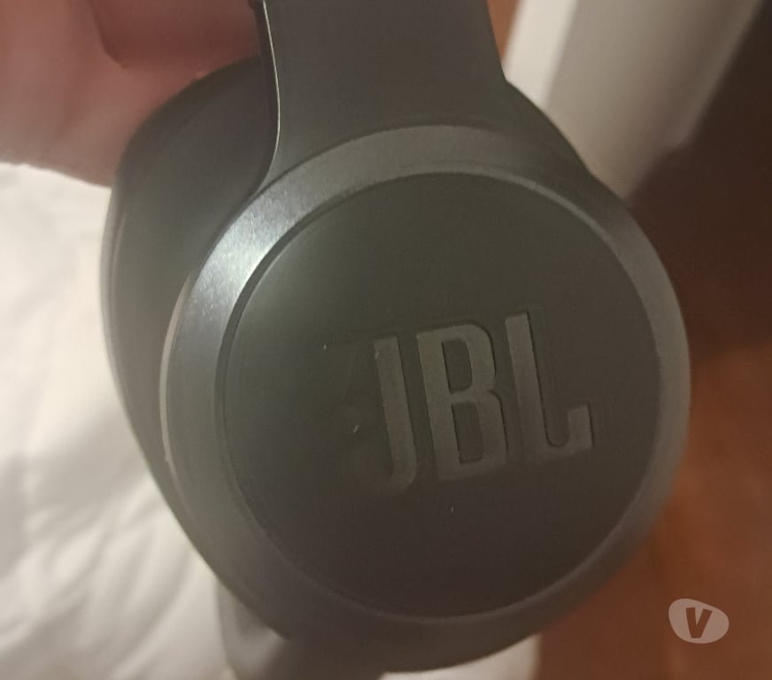 TV - Son - iPod Schaerbeek - Photos Vivastreet Casque audio jbl 770nc noir