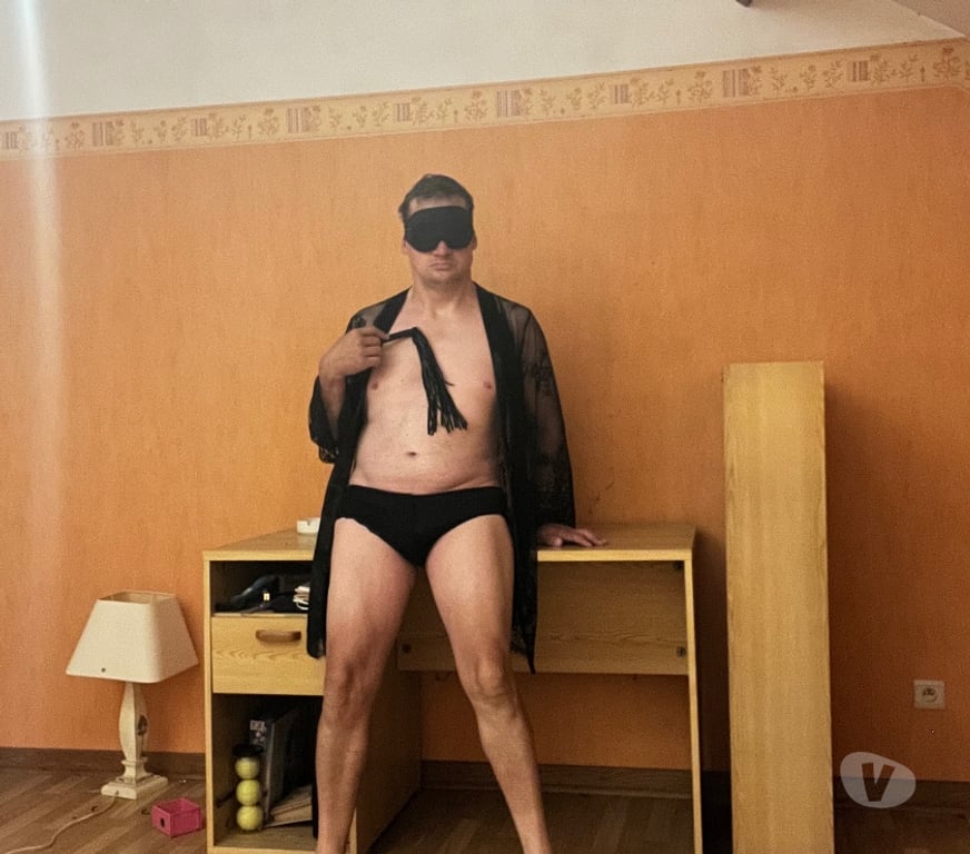 Gay Mettet Ermeton-sur-Biert - Photos Vivastreet Suis soumis et salope