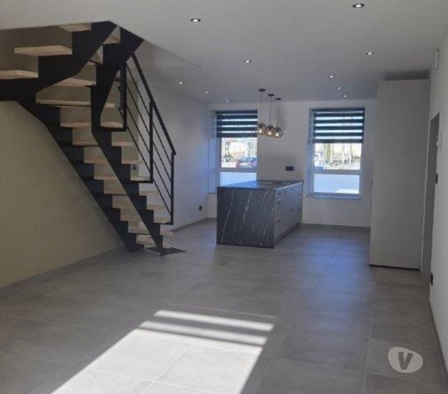 Annonce maison Bertrix - Photos Vivastreet BERTRIX : Belle maison rénovée avec parking et jardin.