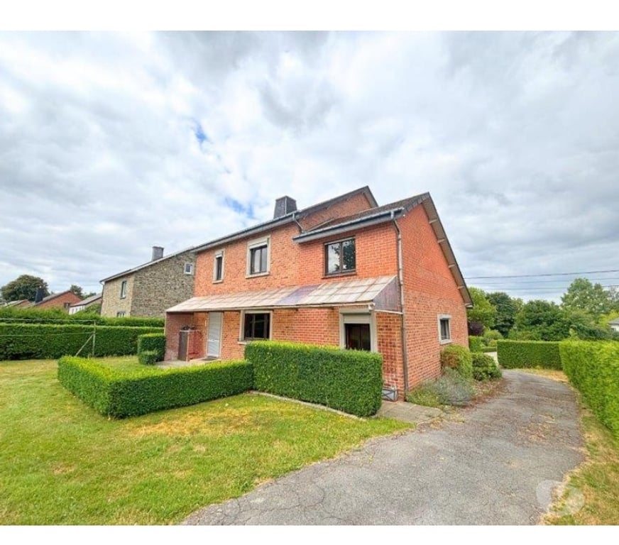 Annonce maison Paliseul Paliseul-Centrum - Photos Vivastreet Paliseul : agréable maison avec jardin et garage.