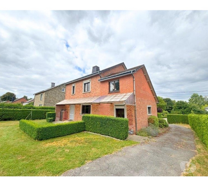 Vente maisons Paliseul-Centrum Paliseul - Photos Vivastreet Paliseul : agréable maison avec jardin et garage.