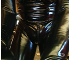 Boussu - Boussu — Cherche quelqu'un de fétiche dans le latex ou autre
