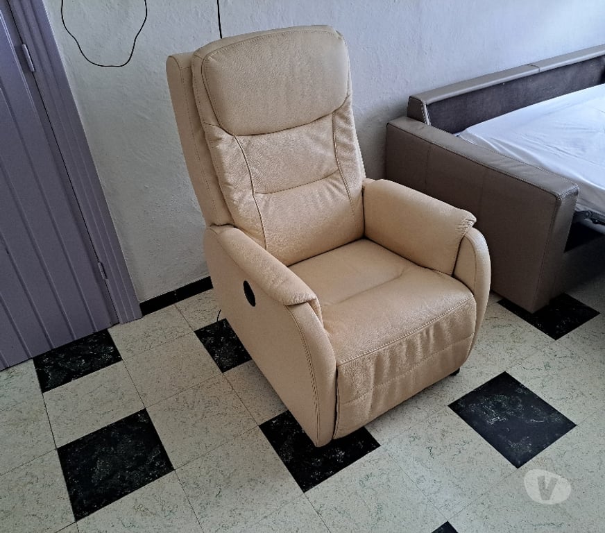 Meubles & Décoration Mouscron Mouscron-Centrum - Photos Vivastreet fauteuil relax électrique
