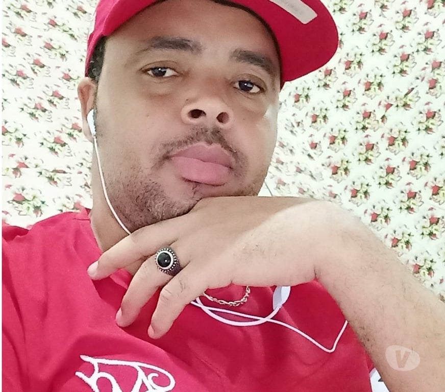 Escort Charleroi Charleroi-Centrum - Photos Vivastreet Homme escort - discretion
