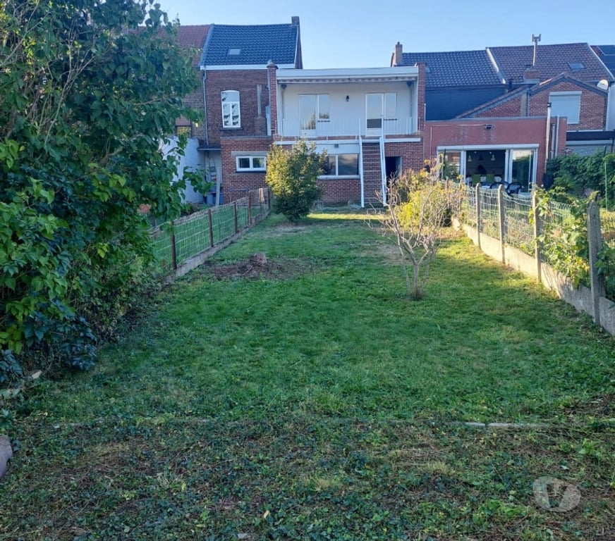 Maisons a louer La Louvière - Photos Vivastreet Maison Bel étage Grand Garage