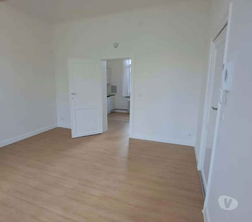 Location appartement Saint-Gilles - Photos Vivastreet Location appartement Saint Gilles