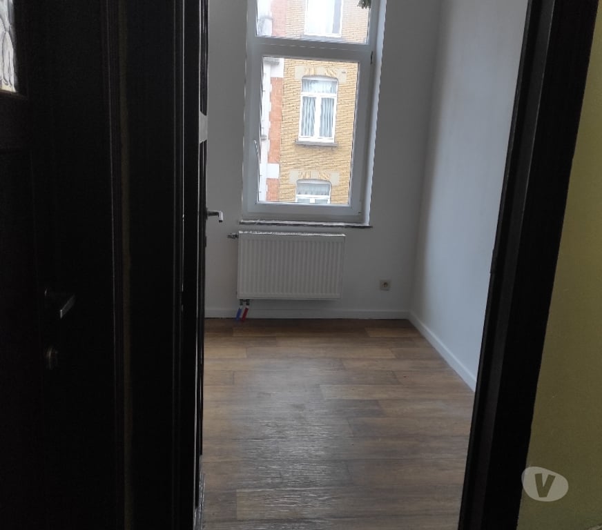 Location appartement Forest - Photos Vivastreet location appartement 2eme etage