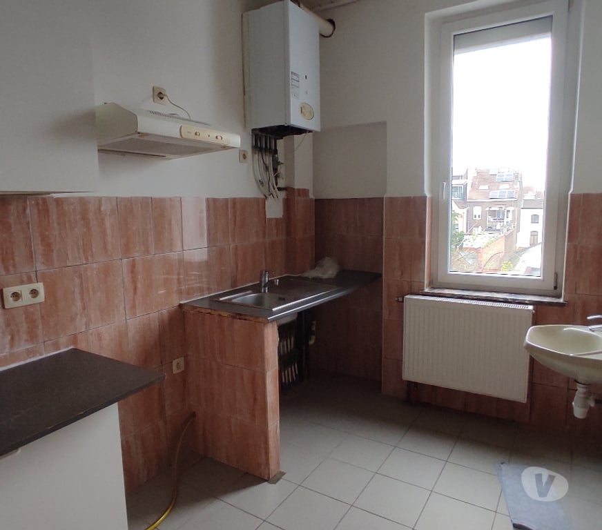 Location appartement Forest - Photos Vivastreet location appartement 2eme etage