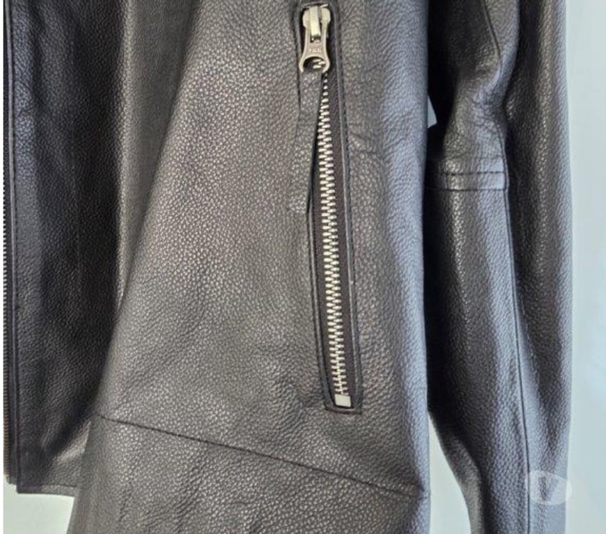 Vêtements occasion Grivegnée Angleur - Photos Vivastreet Veston de ville 2XL Cafe Racer imitation Harley Davidson