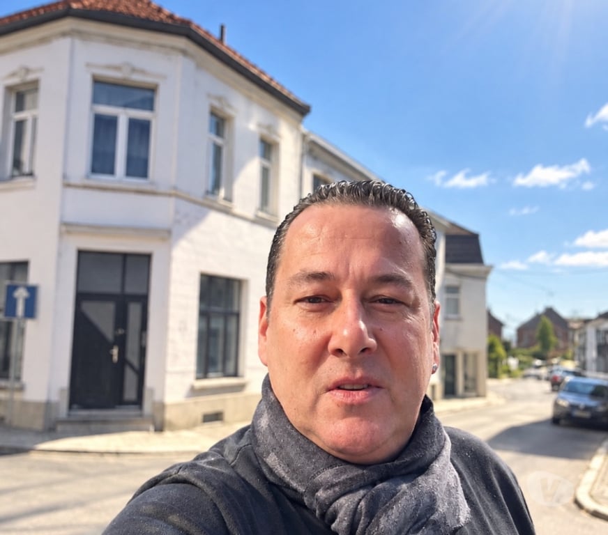 Hommes > Femmes Manage - Photos Vivastreet Relation sérieuse