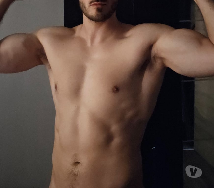 Escort Bruxelles (Brussels) Bruxelles-Centrum - Photos Vivastreet Homme sportif masculin