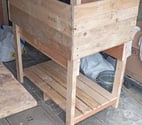 Charleroi - Charleroi — jardinière en bois