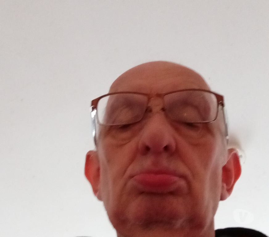 Hommes > Femmes Anderlecht - Photos Vivastreet Recherche femms tout age