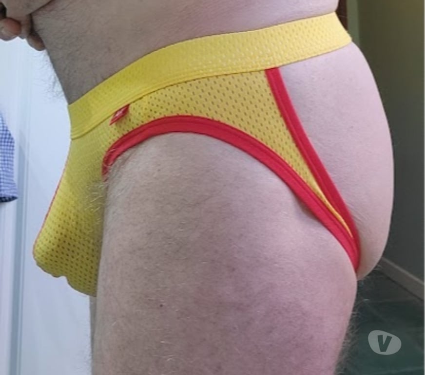 Gay Arville - Photos Vivastreet St Hubert, Passif pour JEUNE MINCE et ACTIF 18a+