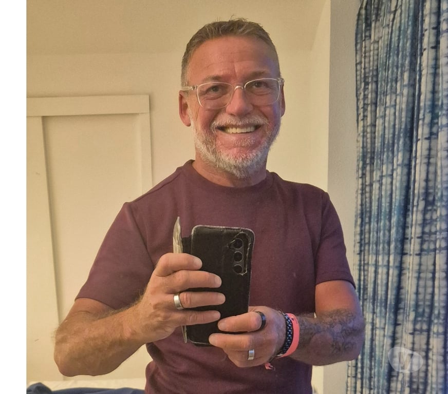Gay Laeken - Photos Vivastreet Recherche actif pour fun