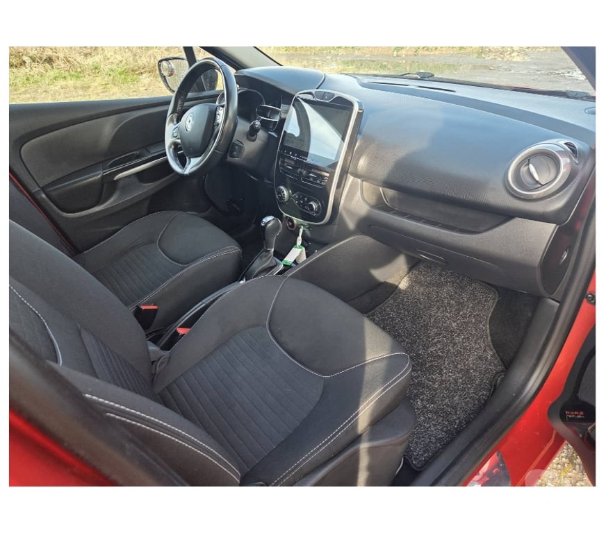 Voiture à vendre Pont-de-Loup - Photos Vivastreet Renault Clio Break 1.2tce 120cv Boite auto Gps Ac Cruise