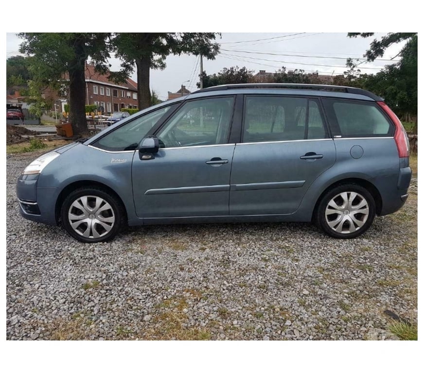 Voiture à vendre Pont-de-Loup - Photos Vivastreet Citroen Grand Picasso 7places 2.0HDI 136CV airco digital