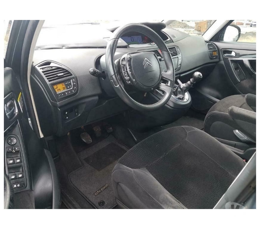 Voiture à vendre Pont-de-Loup - Photos Vivastreet Citroen Grand Picasso 7places 2.0HDI 136CV airco digital