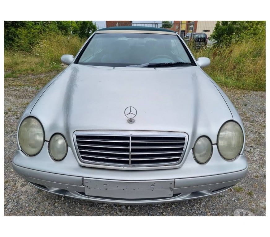 Voiture à vendre Pont-de-Loup - Photos Vivastreet Mercedes CLK230 Compressor Cabriolet 2.3i 193cv 172000km
