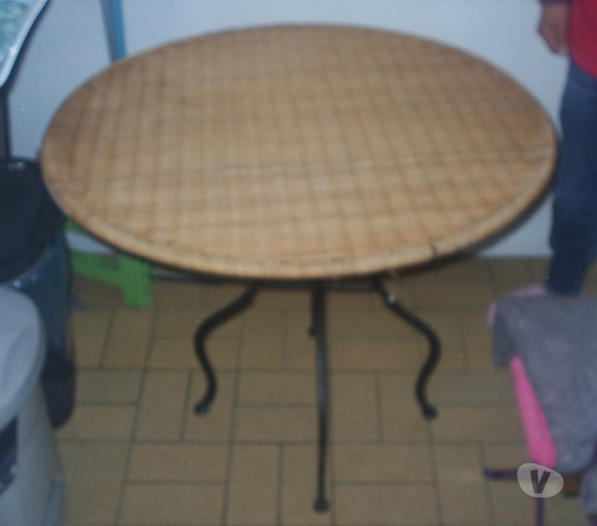 Meubles & Décoration Grimbergen Strombeek-Bever - Photos Vivastreet Table avec pied en fer forge