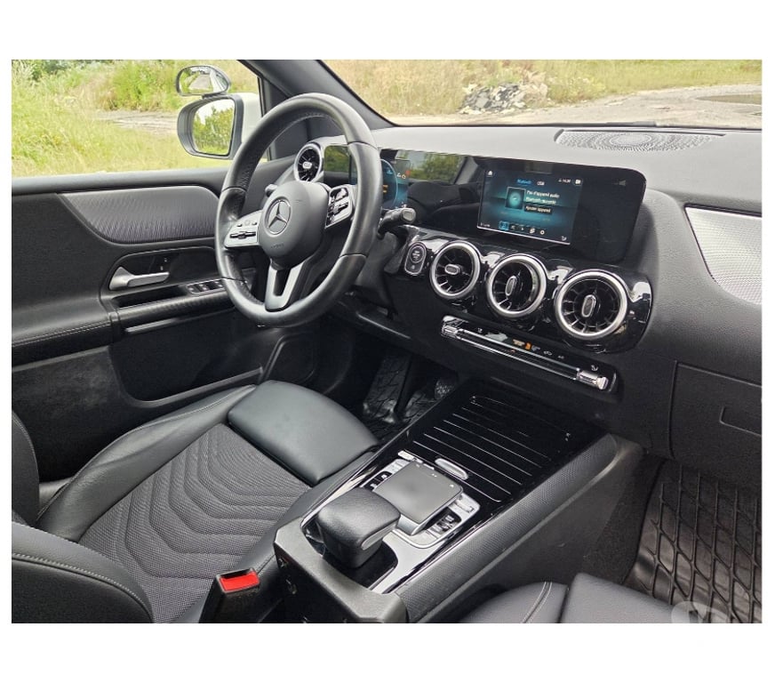 Voiture à vendre Pont-de-Loup - Photos Vivastreet Mercedes B200 2021 2.0CDI 150CV BOITE AUTO CUIR AC CRUISE...
