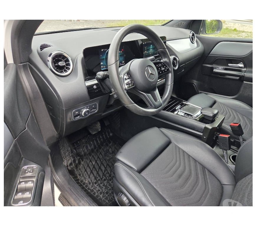 Voiture à vendre Pont-de-Loup - Photos Vivastreet Mercedes B200 2021 2.0CDI 150CV BOITE AUTO CUIR AC CRUISE...