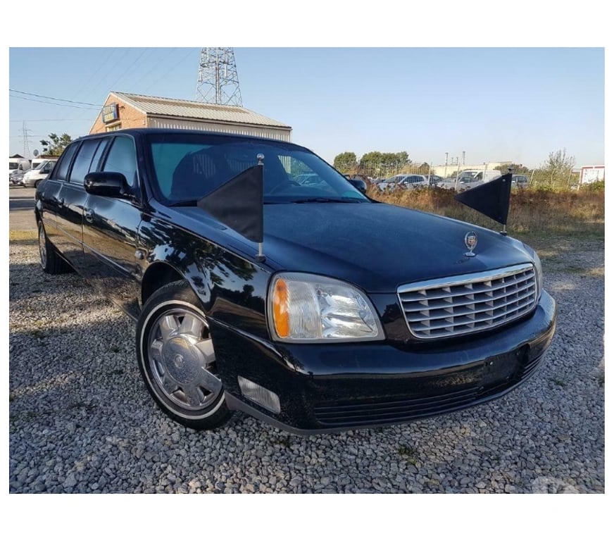 Voiture à vendre Pont-de-Loup - Photos Vivastreet Cadillac Deville Superior 6portes 9places 4.7i v8 280CV AC